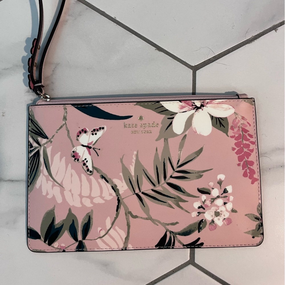 Kate spade small wristlet